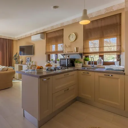 Nilarija Apartman *