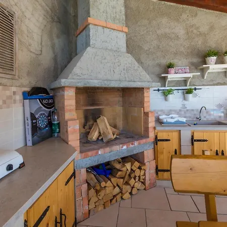 Nilarija Apartman Hreljin