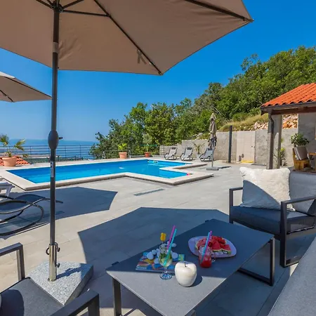 Apartman Nilarija *